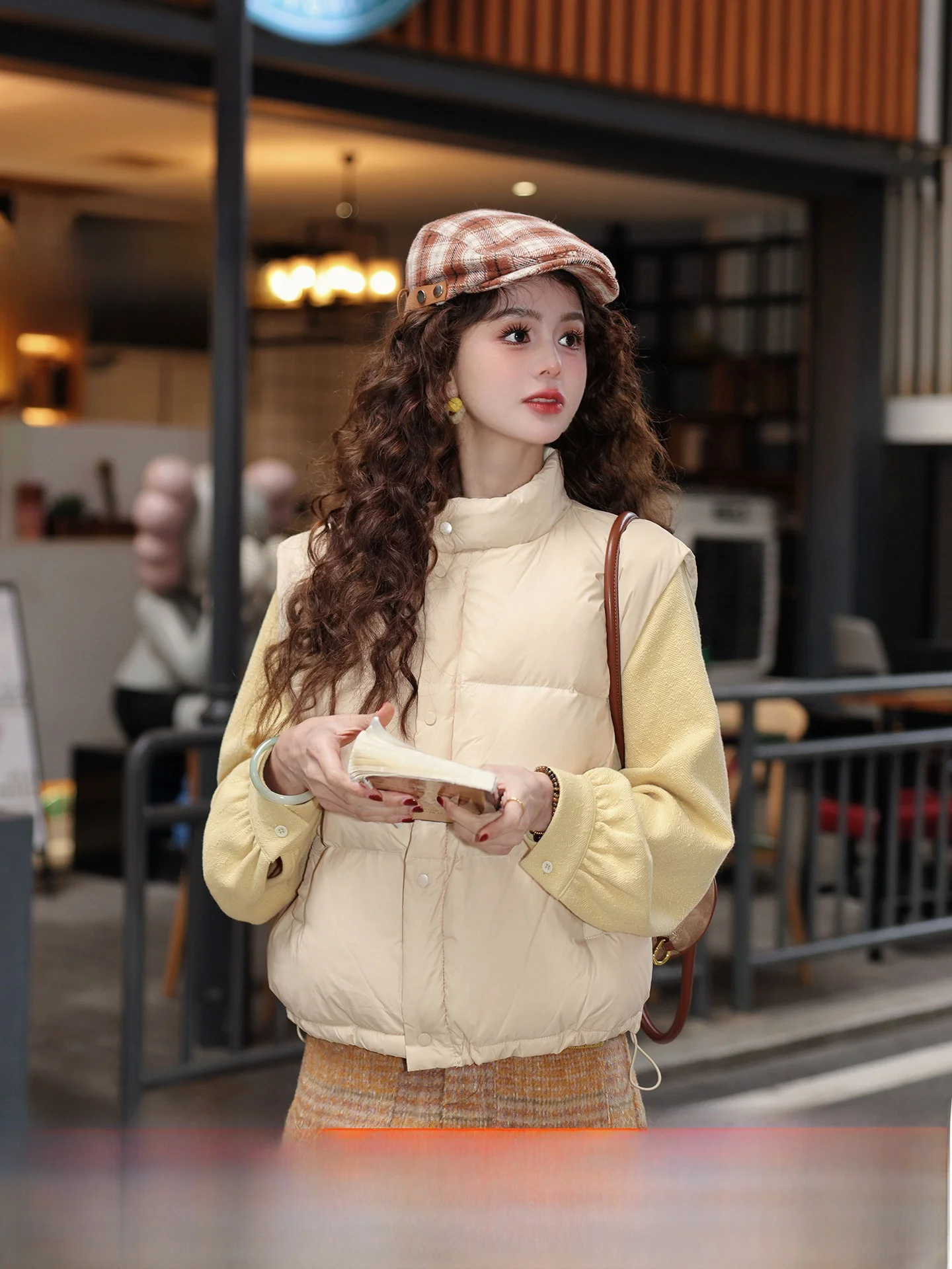 

Жилет Chen Jiajie с подкладкой из молочного хлопка, женская верхняя одежда, осенне-зимняя модная универсальная модель желто-коричневого цвета