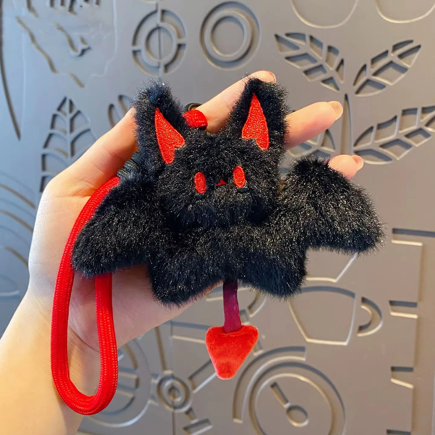 Cute Little Devil Bat Doll Bag Charms Keychain Backpack Pendant Room Decor Soft Bat Keychain with Wings Red Eyes Halloween Gifts