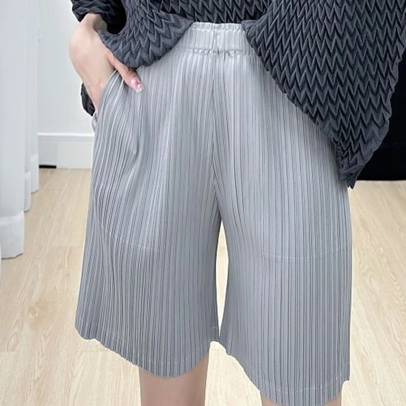 High end pleated casual straight shorts baggy pants woman wide leg short pants women Korean style clothes