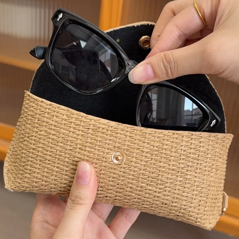 

Durableortable Grass Like Mesh Woven Eyeglass Case - Chic Soft Protective Fashion Glasses Pouch with Hook for Women's Fashion