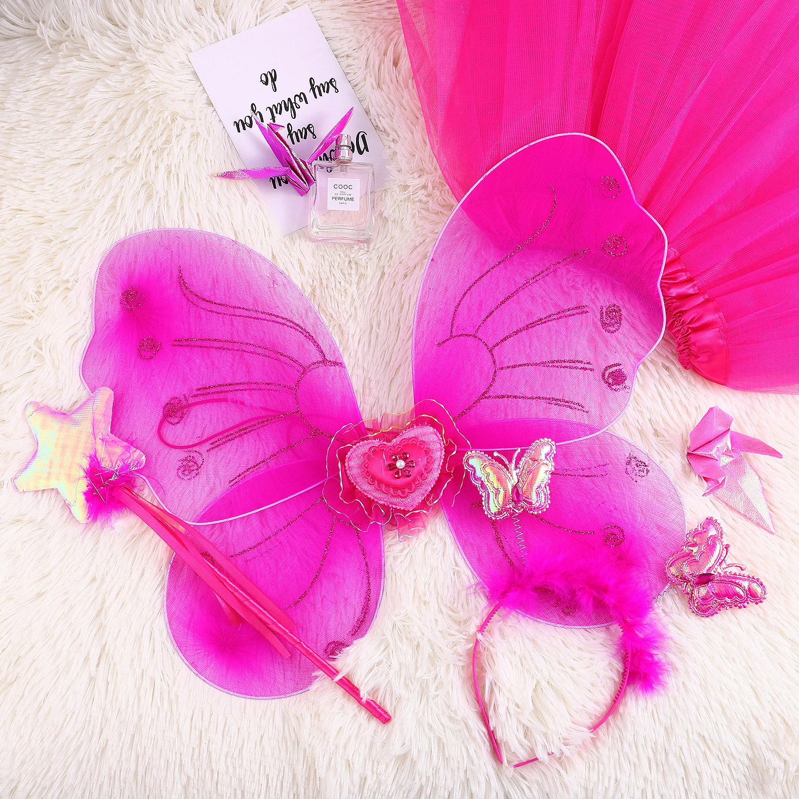 Zestaw 4 elementów kostiumu cosplay: różowa spódniczka tutu, anielskie skrzydła, różdżka wróżki, opaska na głowę, strój dla dzieci na występy, imprezy i przebieraniny.