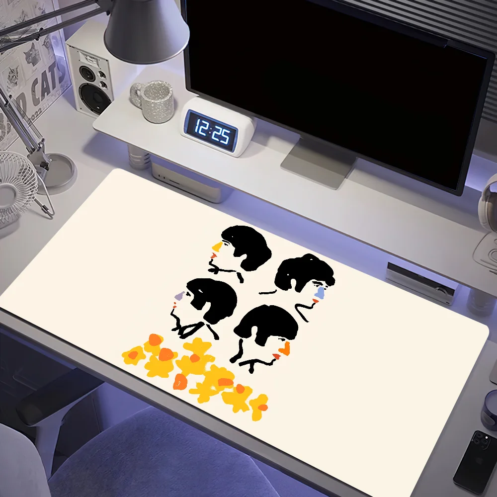 Music Band The B-Beatles Mouse Pad Desk Mat Large Non-slip Anti-fray Keyboard Ergonomic Office Rubber PC Home Custom