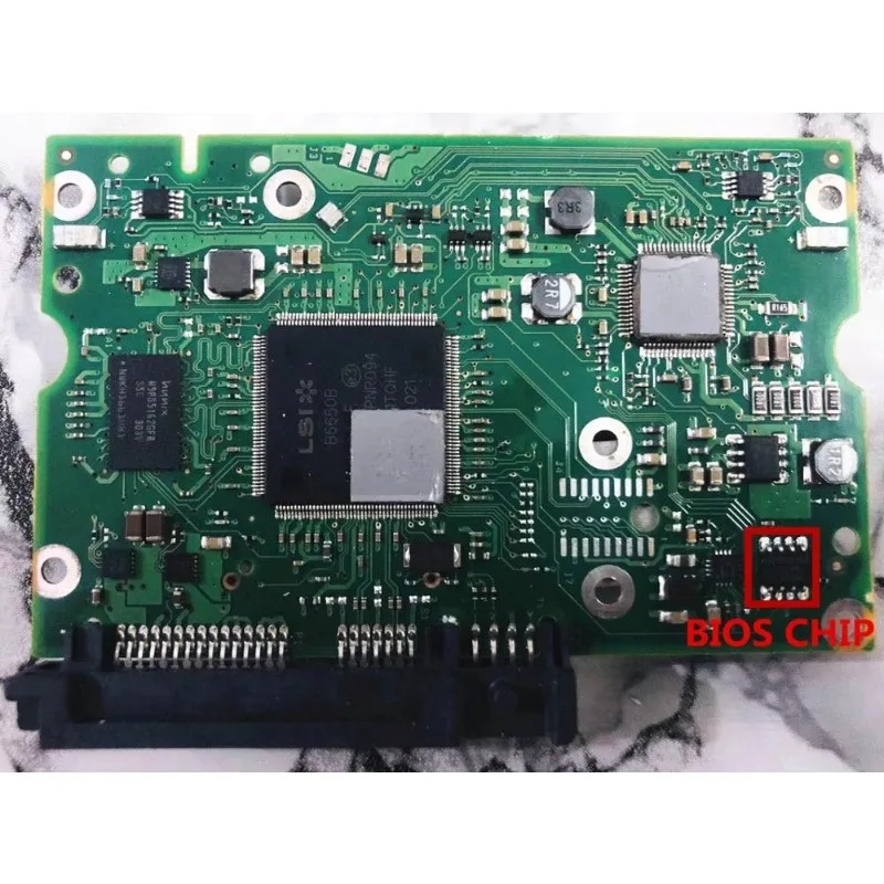 desktop hard disk circuit board / 100708241 REV A 8239 B ST32090645NS