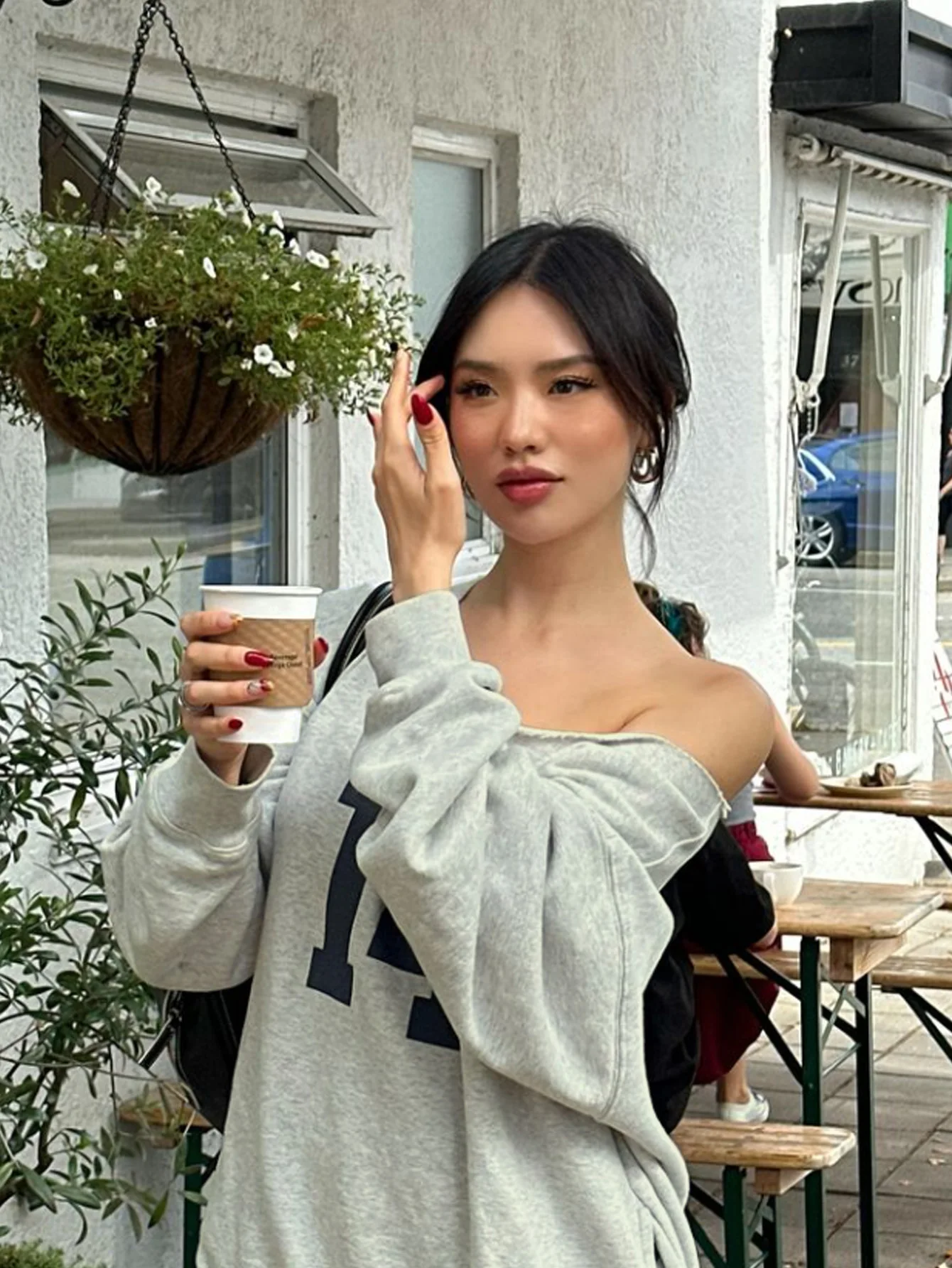 Women Letter Print Pullover Sweatshirt, Casual Long Sleeve Crew Neck Off Shoulder Sweathirt for Spring Clothes