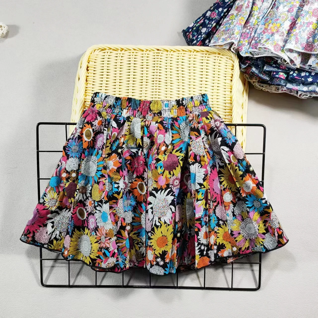 Mädchen-Rock aus Baumwolle mit Blumenmuster, Prinzessin, Hundert-Falten, süßer großer Mädchen-Tutu-Rock, elastische Taille, Minirock, Kinderrock – Detail 14