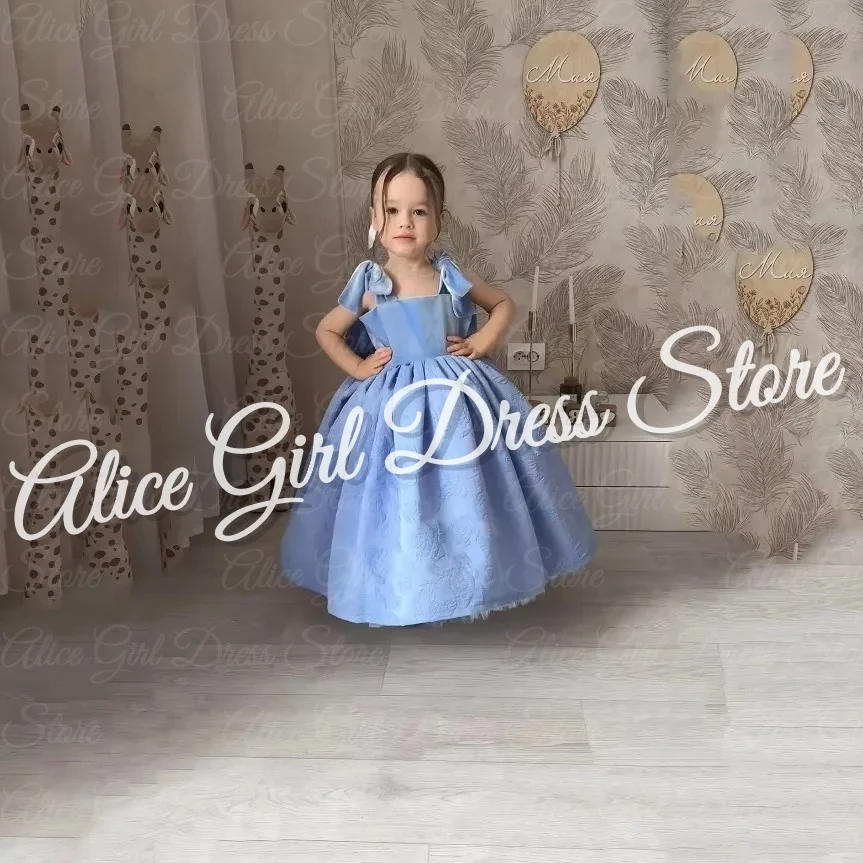 

Customized Blue Flower Girl Dresses for Wedding With Bow Sleeveless Lovely First Communion Baby Kids Birthday Party Gowns