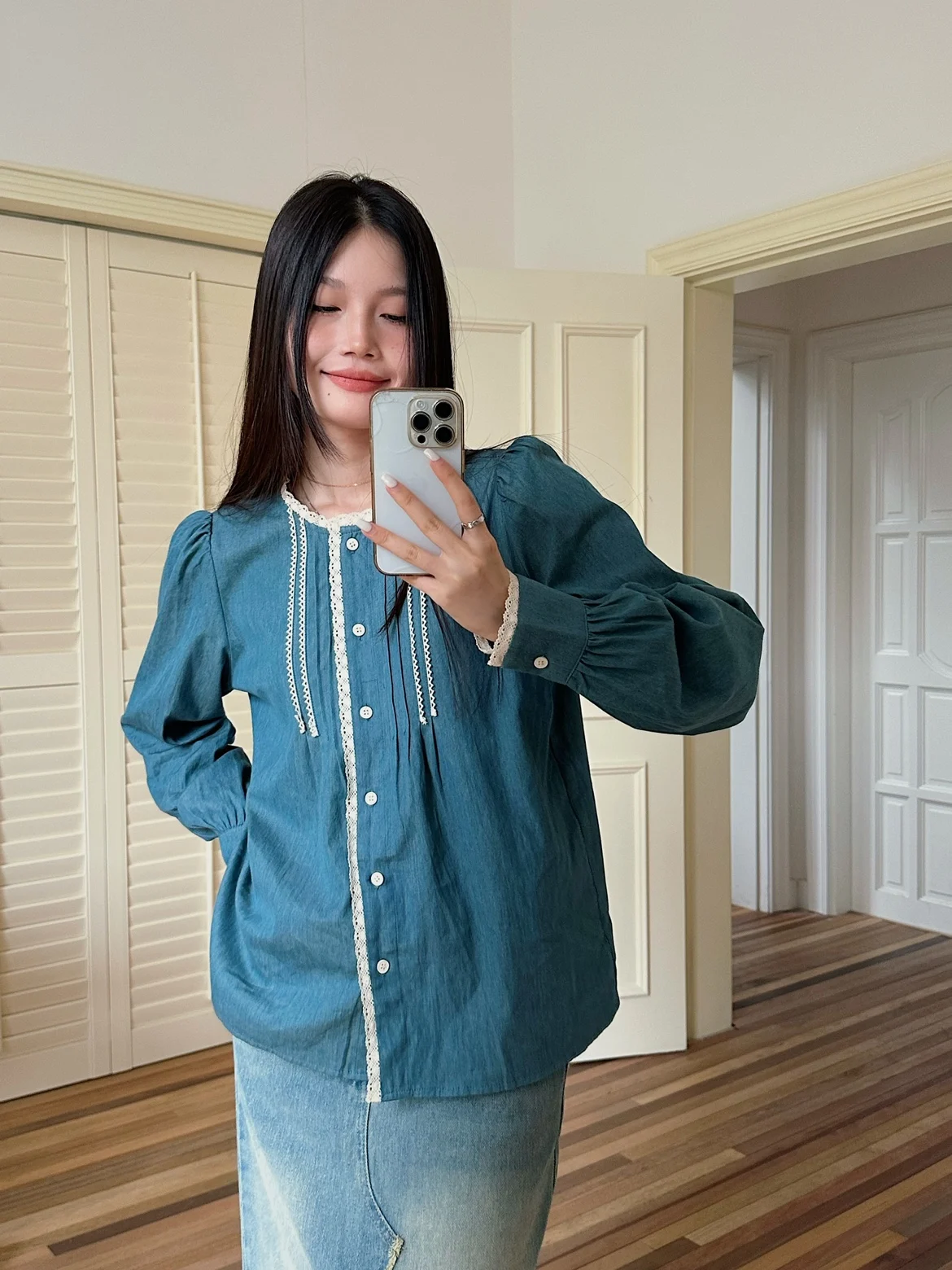 

Женская джинсовая рубашка LZoo с кружевной отделкой, длинным рукавом, круглым вырезом, однотонная, премиум-класса, для повседневной носки и делового стиля