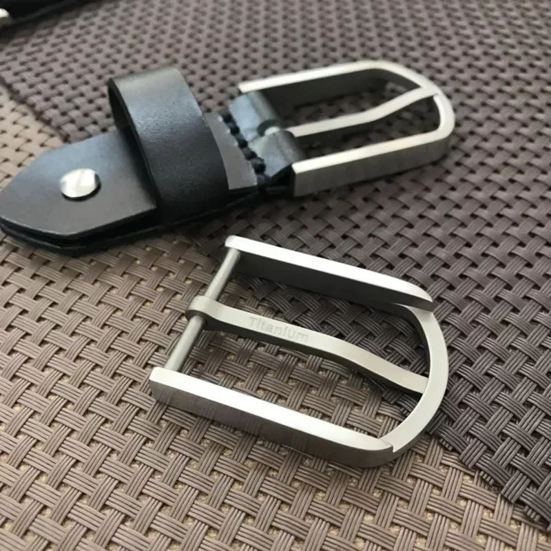 

Сверхлегкая пряжка для пятки, пряжка из чистого титана для женщин, без ржавчины, неаллергенная металлическая мужская пряжка для ремня шириной 30 мм