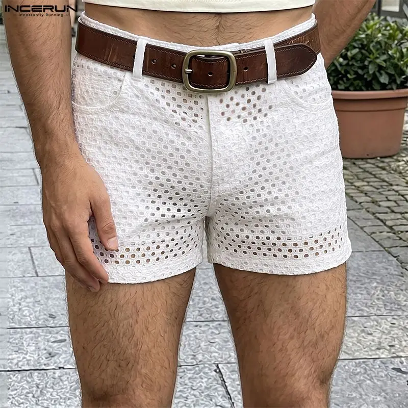 INCERUN Herren-Shorts, einfarbig, mit Knöpfen, ausgehöhltes Netz, durchsichtige Herren-Unterteile, Sommer-Streetwear, modische Freizeit-Shorts für Herren