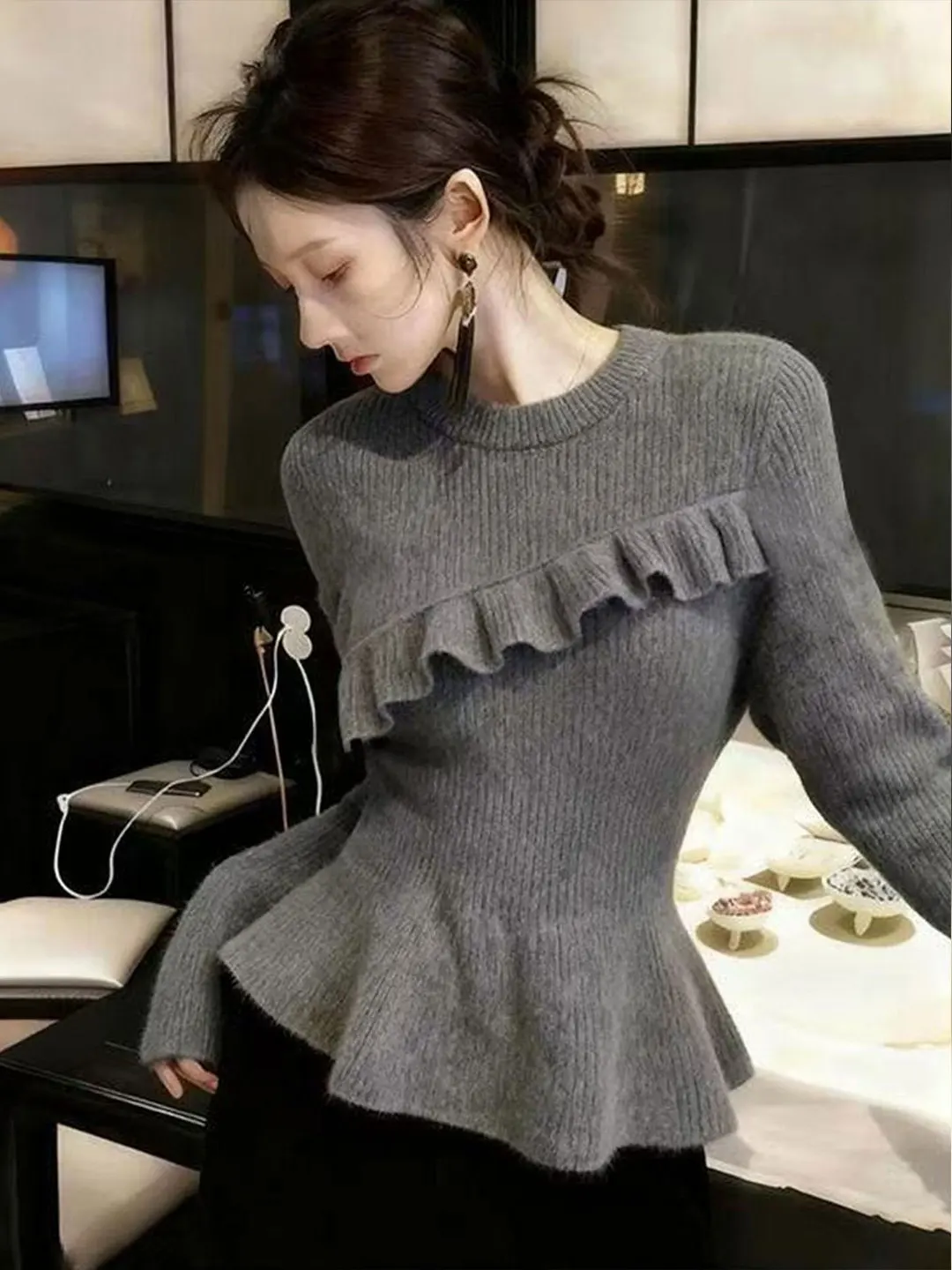 

Ele ey Long Sve Knitted Top European High-End Brand Slim Fit Base irt Winter Faion Commute Sle Velvet