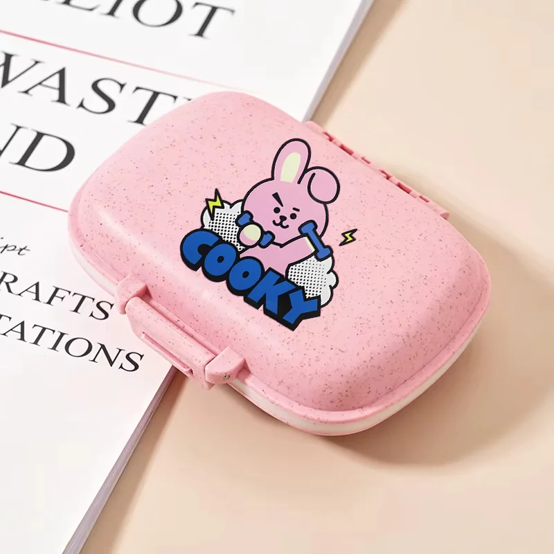 BT21 Pillen-Organizer-Etui 8 Fächer Pillbox Süßigkeiten-Aufbewahrungsbox TATA Cartoon Reise Tragbare Mini-Medizin-Pillenboxen Pillenetui Geschenk