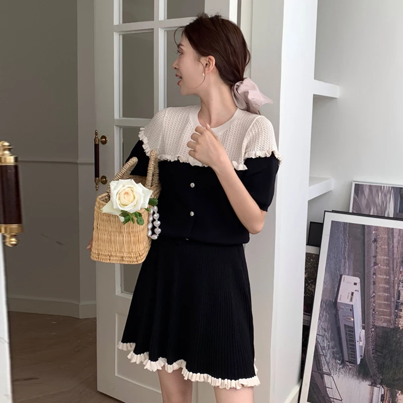 

Faionable Women's Set Small Fraance Sle Hollow Lace Color Blo Knitted Summer Wooden f Skirt Two-Piece Set