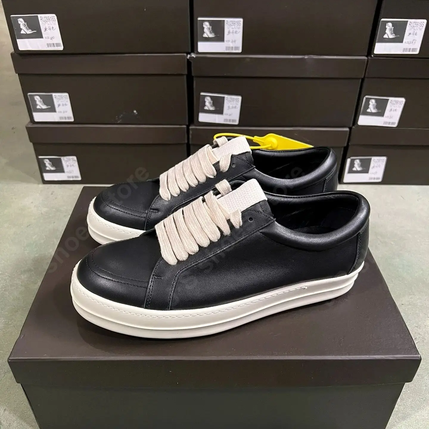 Ricks Men Shoe Black Leather Low Top Shoe Lace Up Owens Women Sneaker Casual Shoe Owens Design Flat Shoe Cowhide Shoes Sneakers