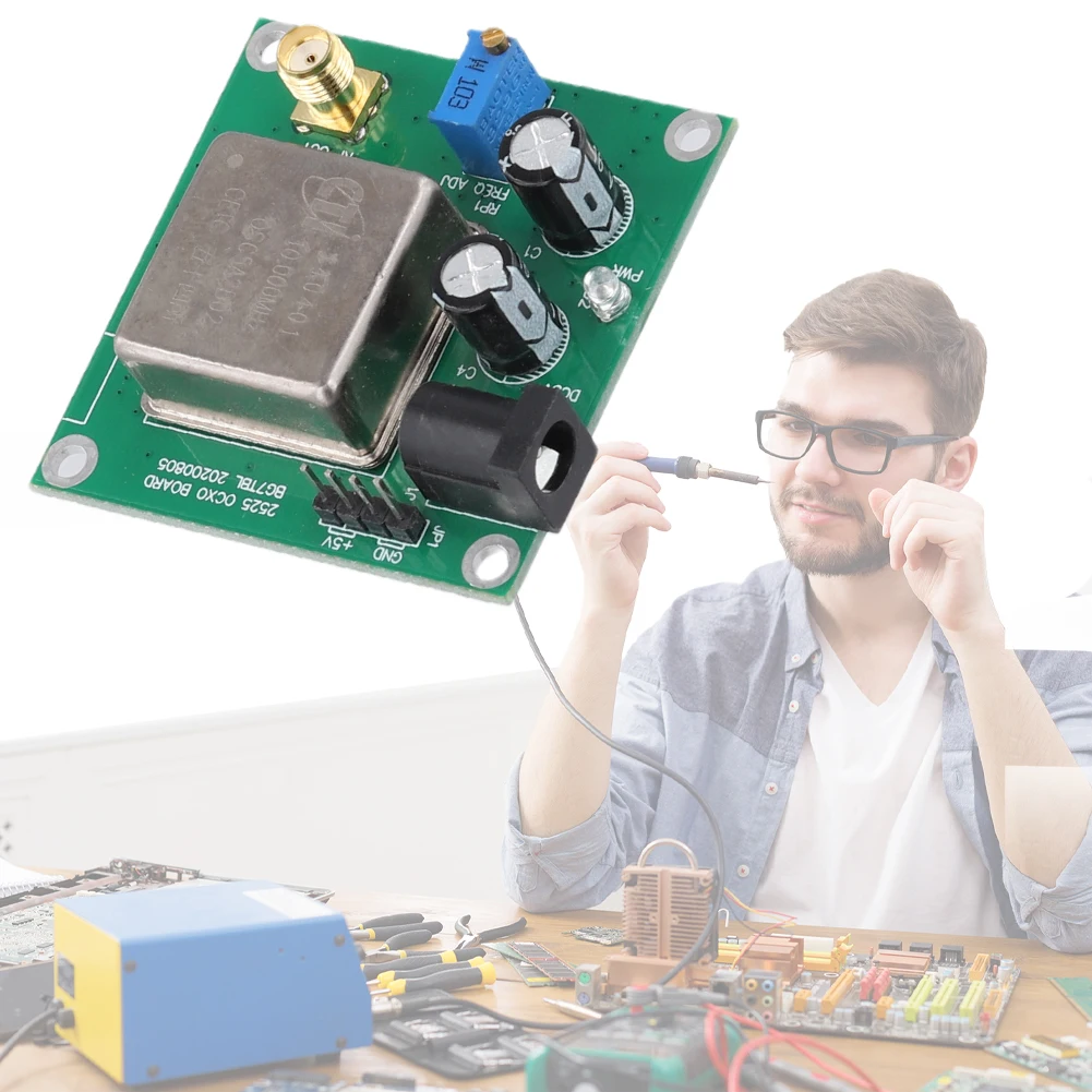 

OCXO-10M-2525 Constant Temperature Crystal Oscillator Sine Wave Output 10MHz OCXO Frequency Standard Board 10MHz/13DBM
