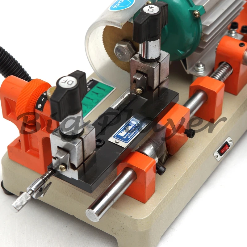 آلة نسخ مفتاح باب السيارة آلة نسخ المفاتيح آلة قطع المفاتيح أدوات الأقفال المكررة #4