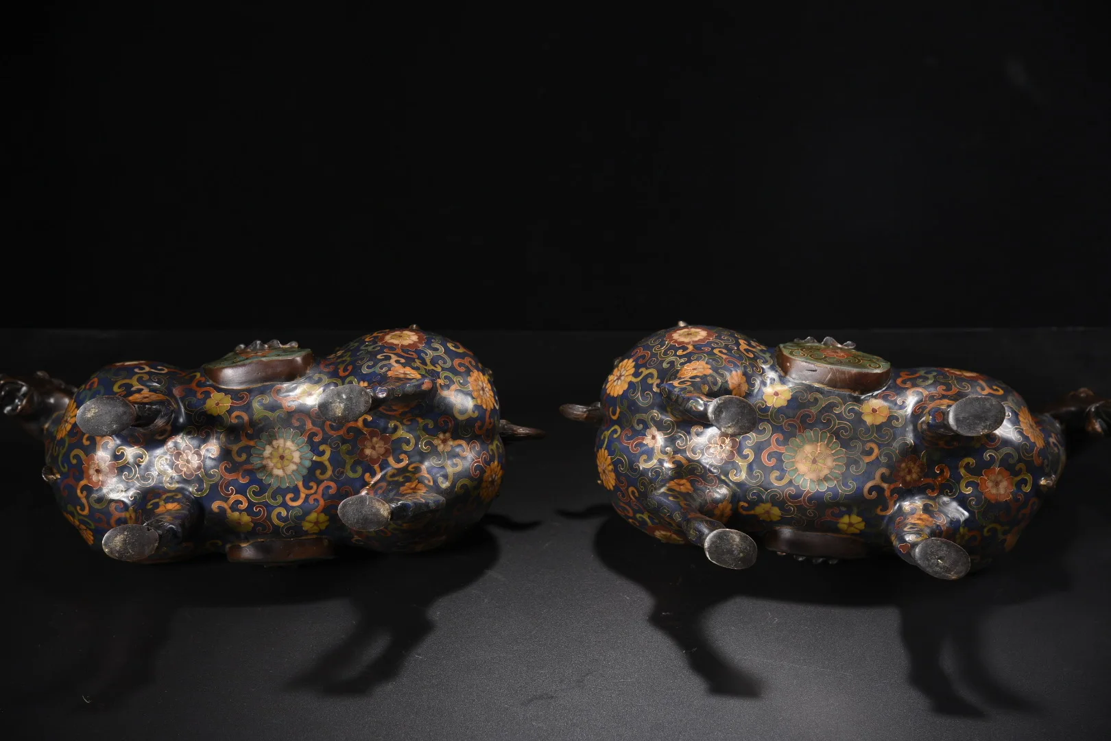 

13"Xizang Folk Collection Old Bronze Cloisonne Enamel Flower Texture Tang Ma Fortune Horse Horse Statue A Pair Amass wealth