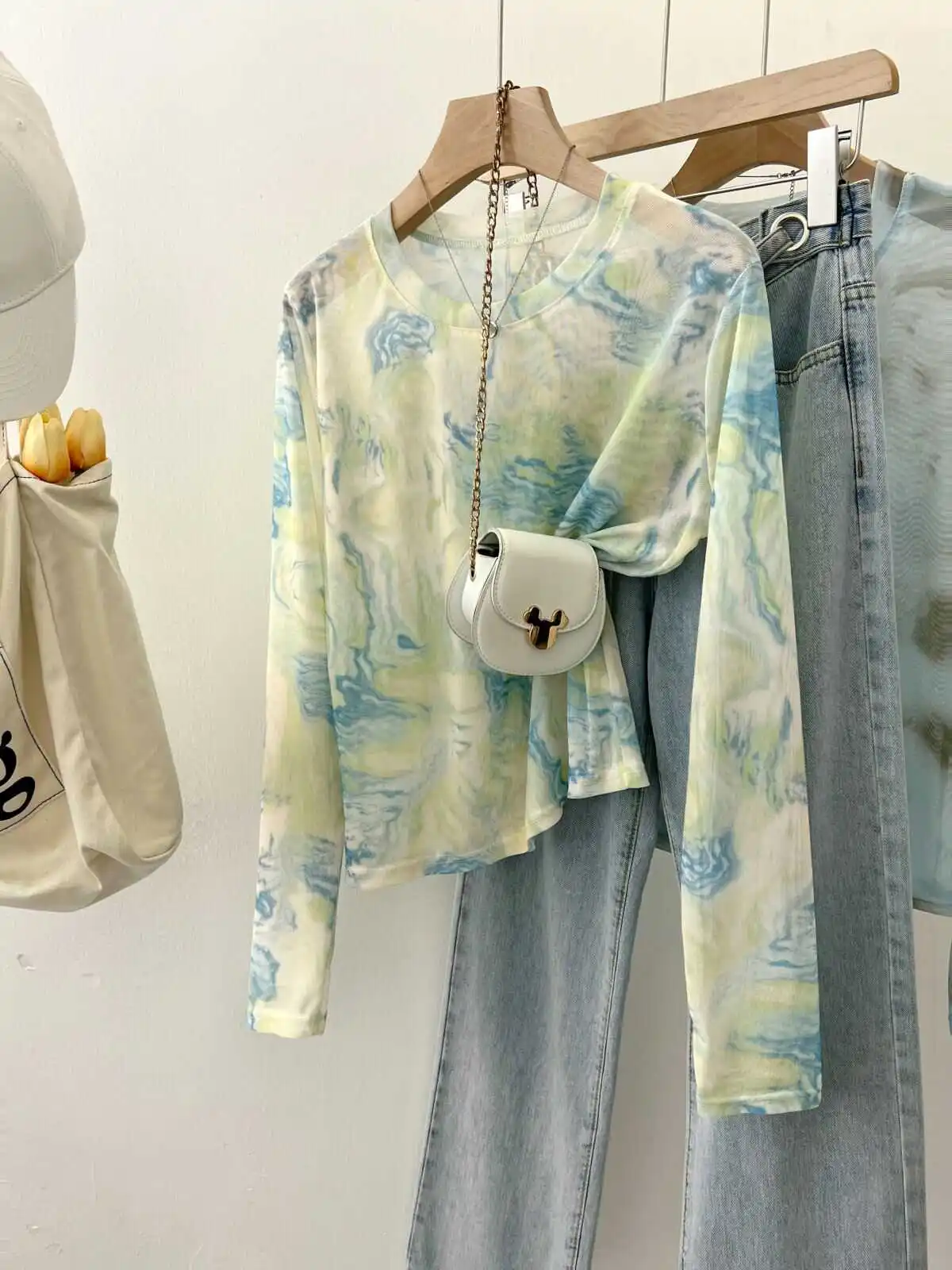 

Summer New Women's Ice Silk Long Sleeve Printed Sun Protection Shirt Casual Slim Fit round Neck Top with Mesh Cover up