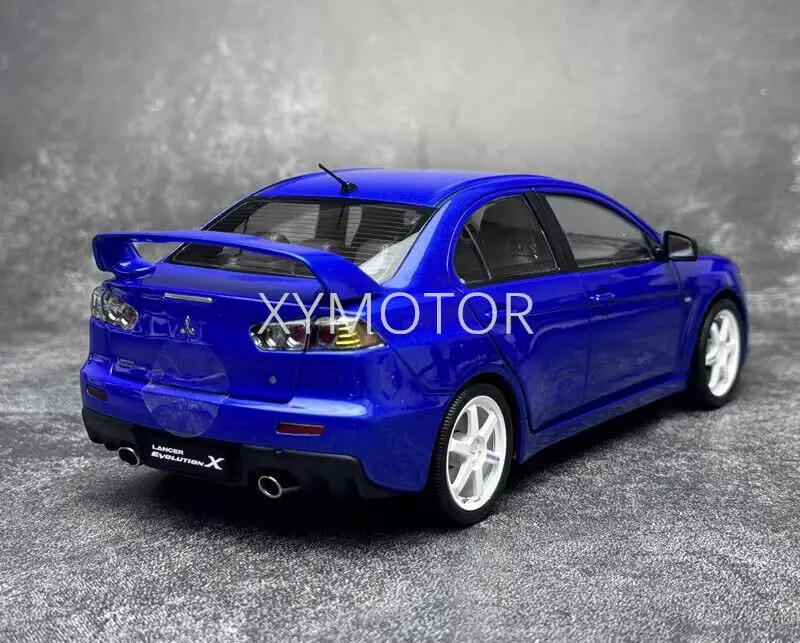 VIAT MODEL 1/18 Voor Mitsubishi Lancer Evolution X EVO 10 Diecast Auto Model Zwart/Blauw/Zilver/Rood geschenken Hobby Display Ornamenten