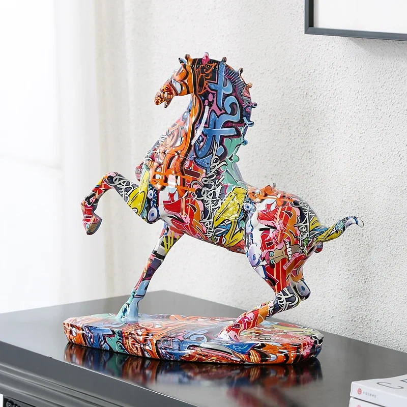 

Modern Creative Light Luxury Colorful Horse Desktop Ornaments To Achieve Success in The Living Room Office Study Decoration Gift