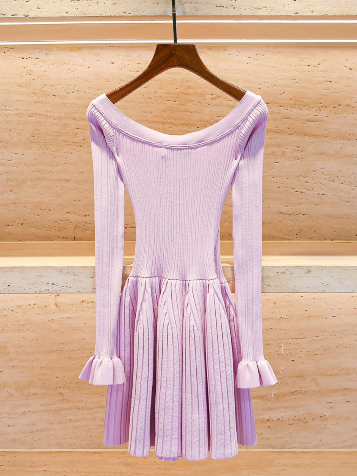 Rosa gestrickt Dr One Oulder Flared Sve High Waist A-Line Silhouette Frühling 2025, Ele Damen Faion, weiches Polyester