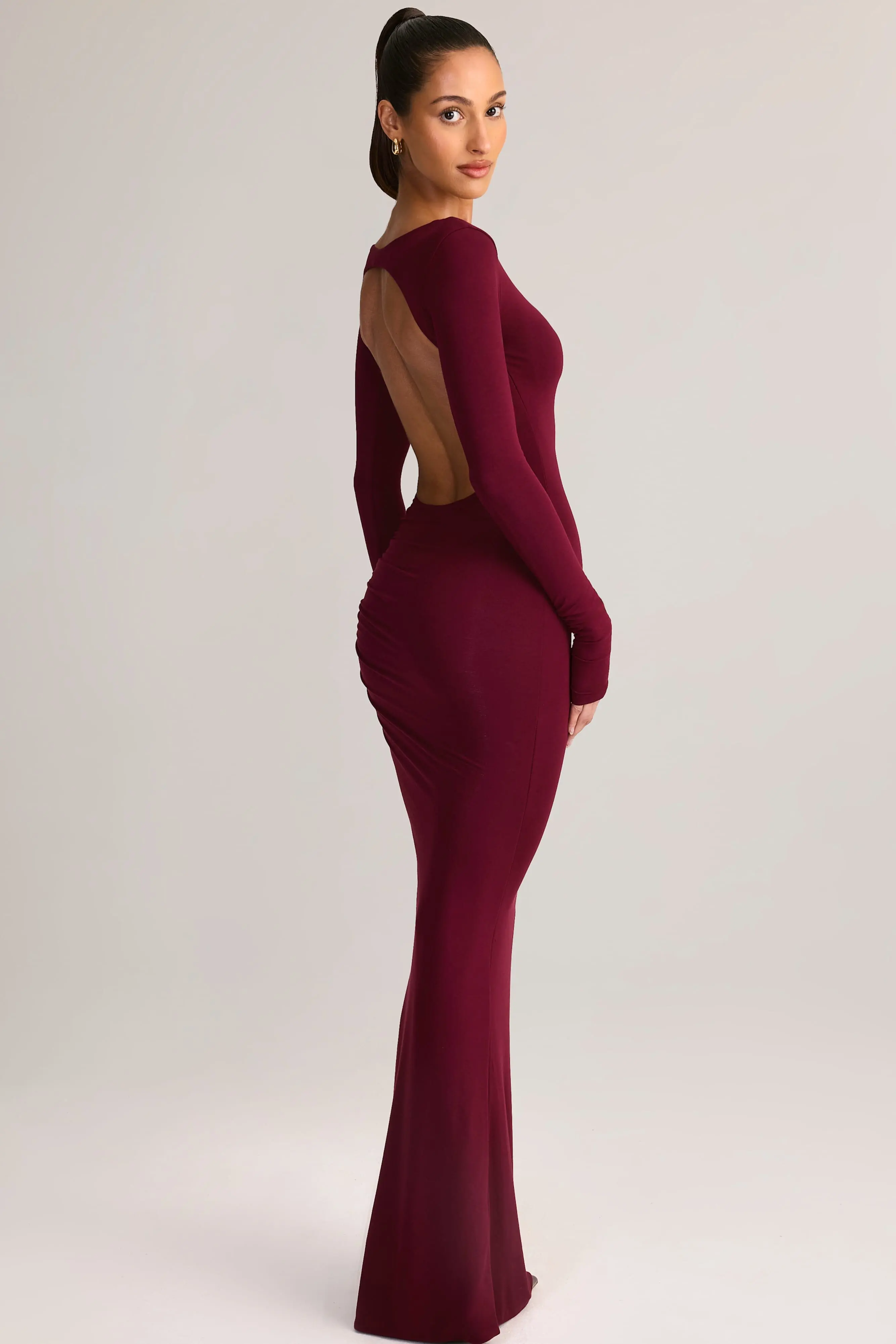 Figurbetontes, hochwertiges, rückenfreies, einfarbiges, langes, sexy Kleid für Damen – Detail 3