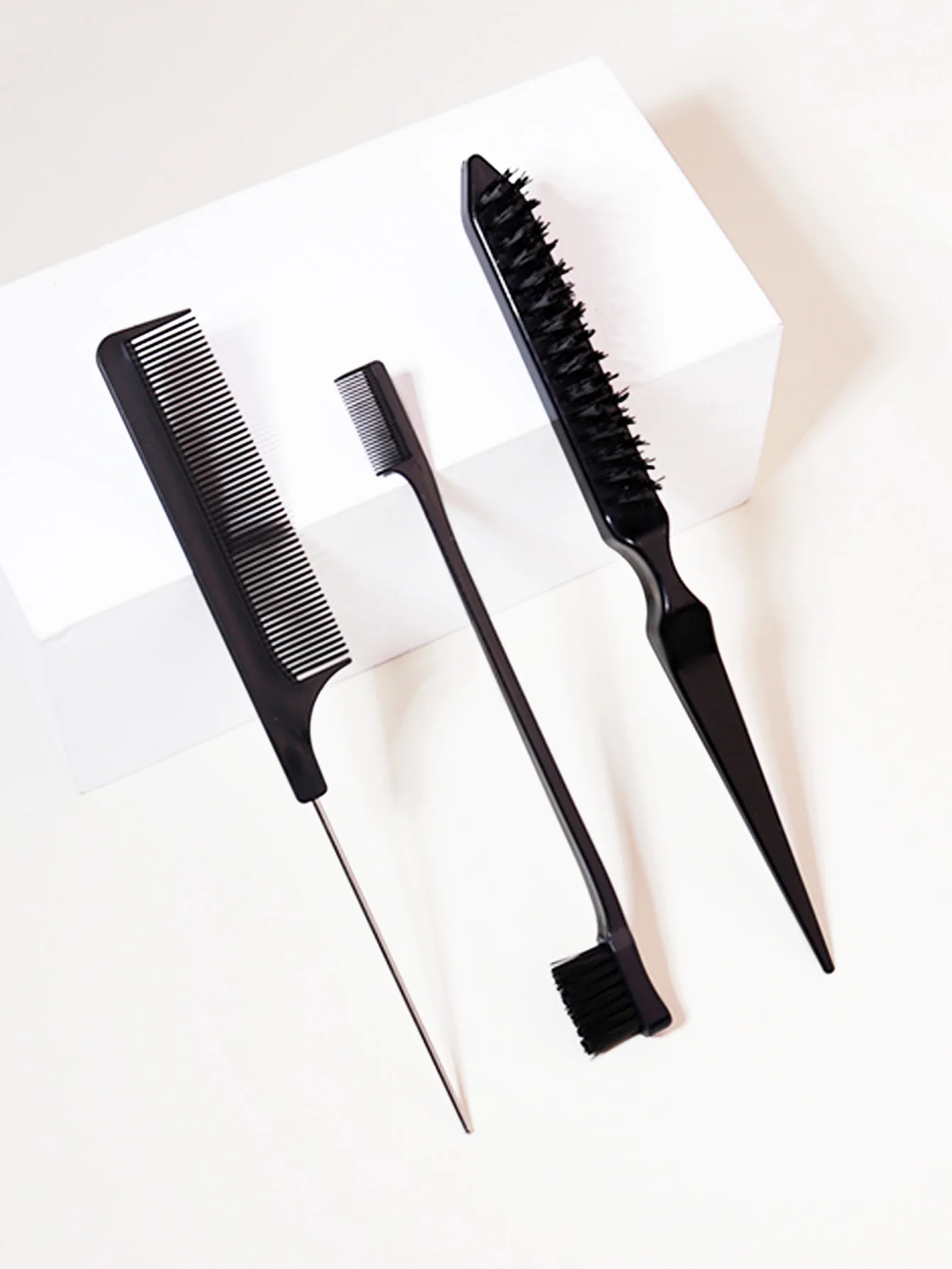 Conjunto de pente de estilo com escova de cabelo de nylon, pente de cauda de mouse com agulha de aço, escova de controle de borda, adequado para todos usar