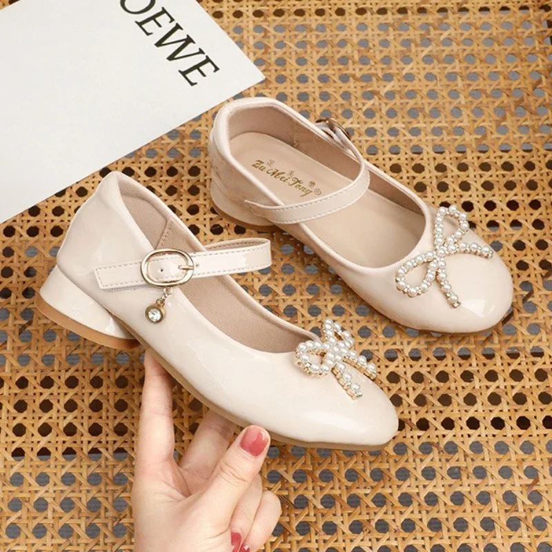 

Girls' Princess Shoes Soft Soled Children's High Heels 2025 Spring New Fashion Bow Children's Leather Shoes