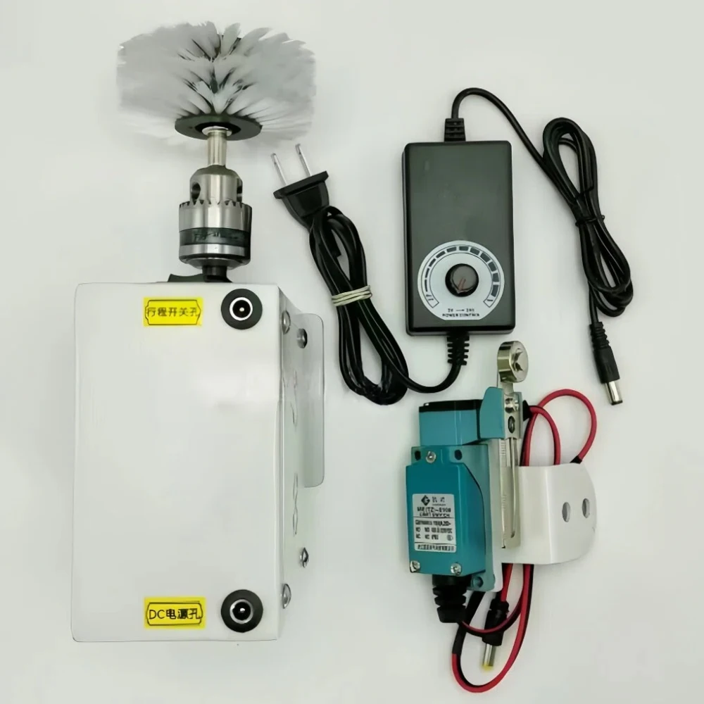 

220V Fully Automatic Edge Banding Machine Dust Removal Brush 1400W Pre-cleaning and Adhesive Protection