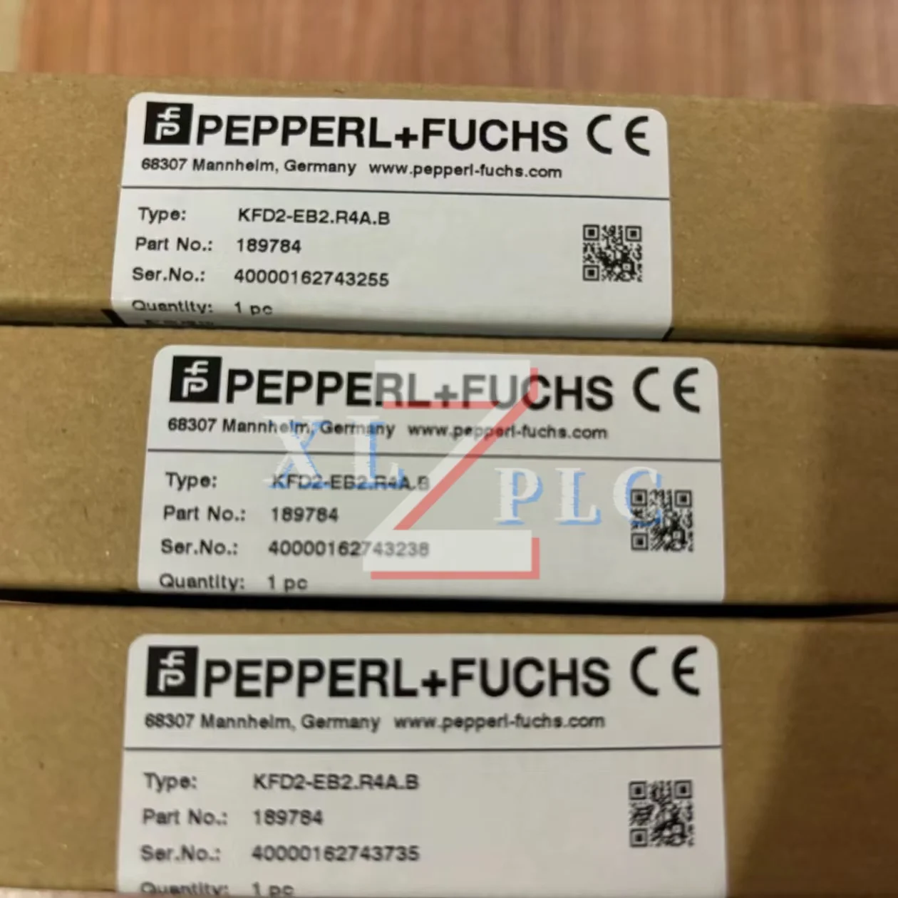 

Барьер безопасности новый в коробке KFD2-CRG2-Ex1.D KFD2-EB2.R4A.B KFD2-GUT-1.D KFD2-GUT-EX1.D