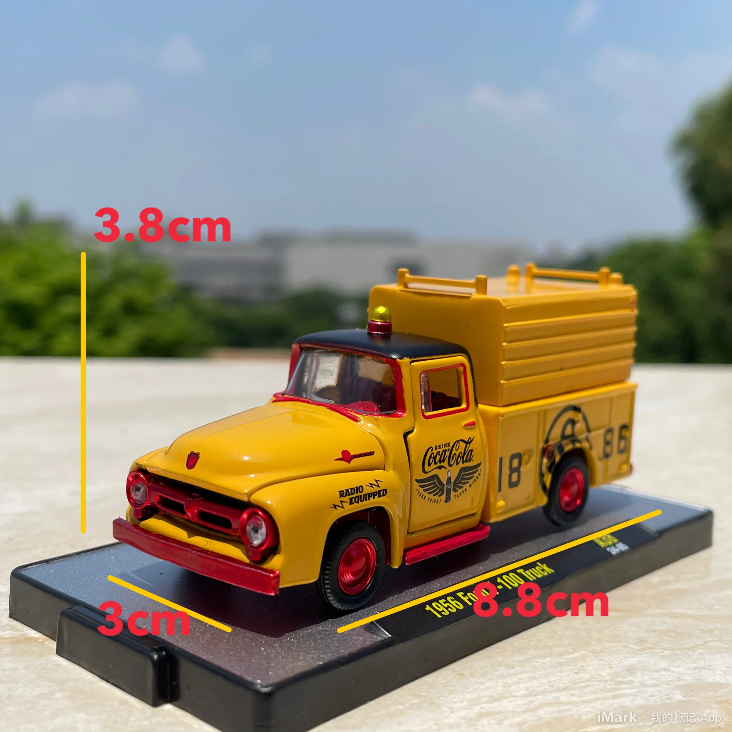

Diecast M2 1:64 Scale Ford F100 Pickup Simulation Static Alloy Car Model Collectible Toy Gift Souvenir Display Ornament