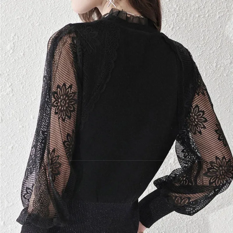 Sweet Floral Lace Spliced Blouse Fashion Hollow Out Female Clothing Solid Color O-Neck Spring Autumn Long Sleeve Knitted Shirt