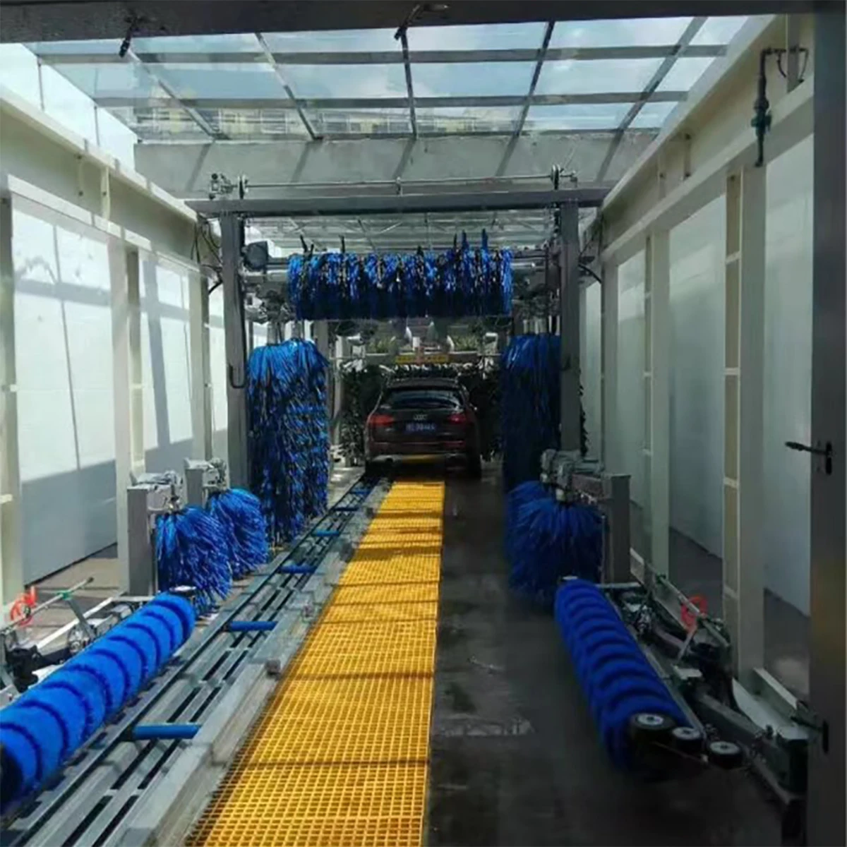 New Arrival Automatic Tunnel Car Wash Machine Commercial Car Washing System For Gas Station Car Wash Service