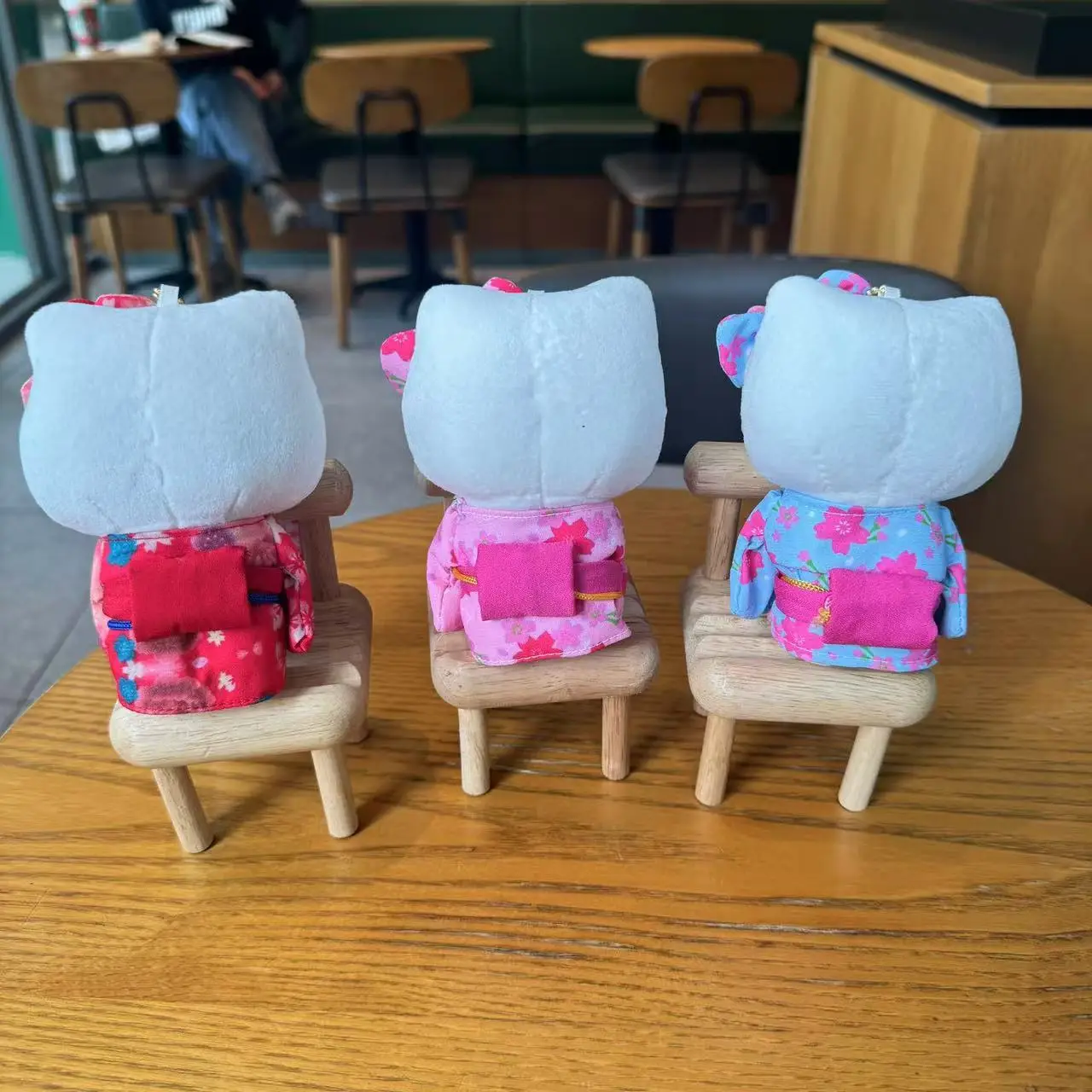 ハローキティ版シリーズ着物ぬいぐるみチャーム桜柄ぬいぐるみバッグ財布キーホルダー誕生日ギフト用