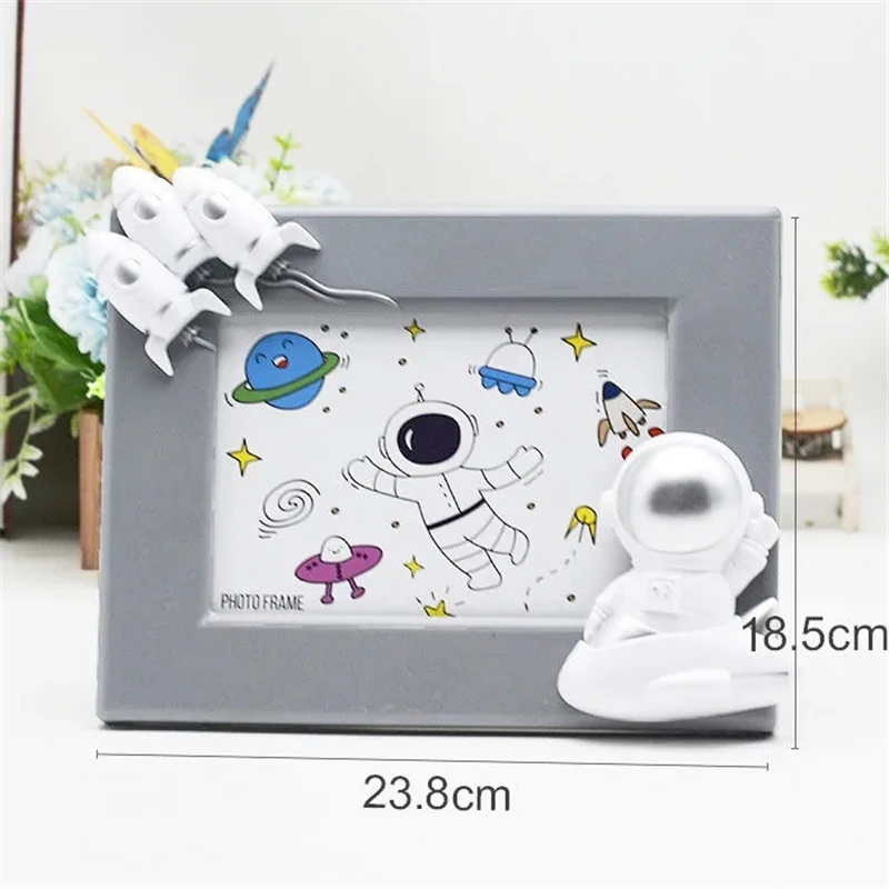 Cute Space Astronaut 7 Inch Photo Frame Cartoon Desktop Decor Photo Frame Living Room Bedroom BedsideTable Photo Frame Ornaments