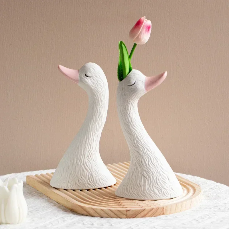 Kawaii Ceramic Swan Vase Home Decor Accessories Nordic Living Room Flower Arrangement Simulation Flower Dried Flower Table Vase