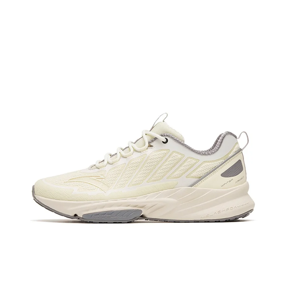 

Anta Cushioning Slip Resistant Abrasion Resistant Low top Running Shoes Men's White Gray 912245560-1
