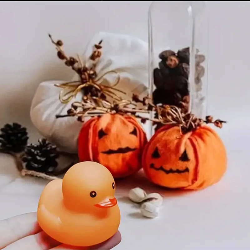 50/100PCS Halloween Rubber Ducks Orange Squirt Duckies , Toy, Classroom Prizes Ducky, Trick or Treat Fillers Party Favor