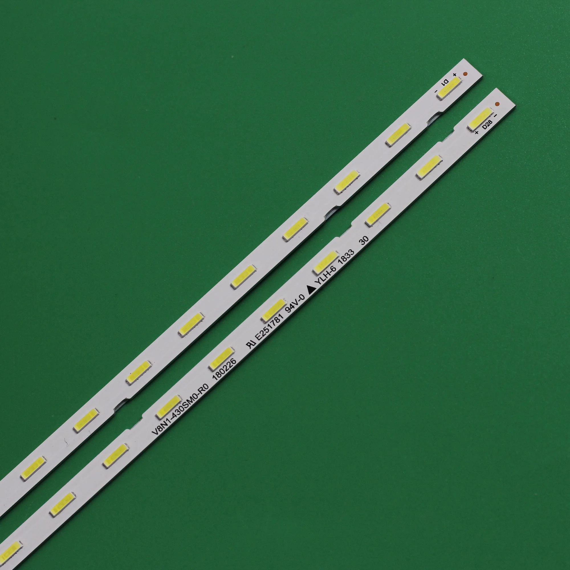 LED Backlight Strip(3V) For UE43RU7400U UE43RU7025K UE43RU7410U UE43RU7400 V8N4-430SM0-R0 LM41-00606A BN96-46053A CY-NR043HGHV1V image 4