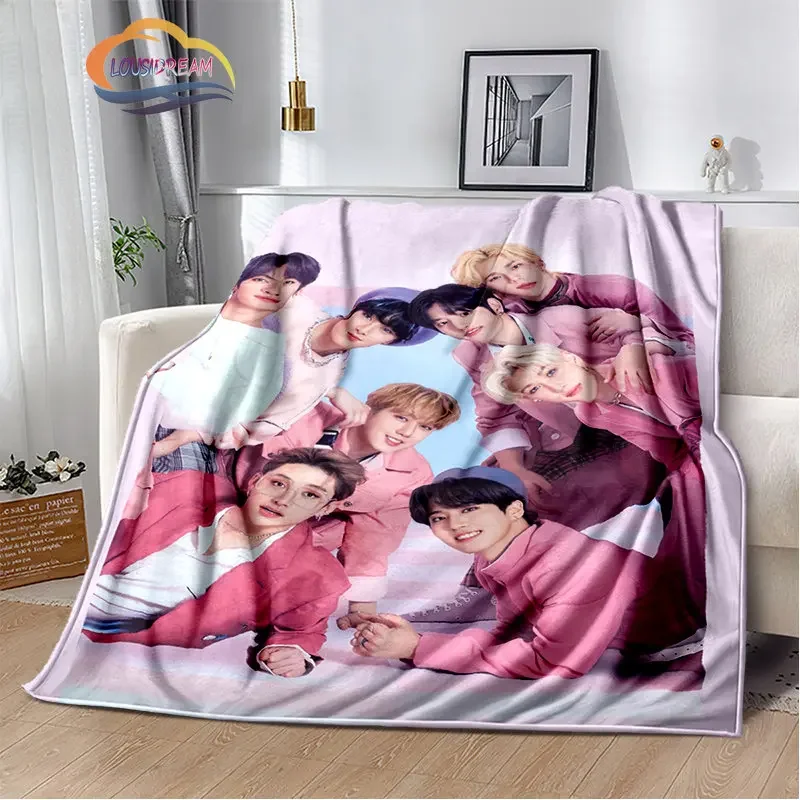3D New KPOP Boys Flannel Blanket Bang chan Throw s for Sofa Bed Stray Kids Warm Portable Fan Gift Travel