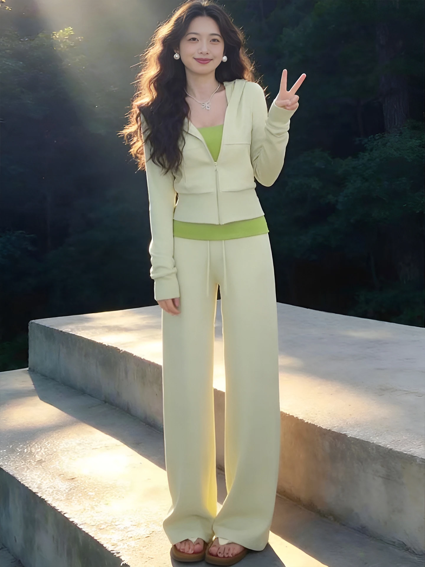 

Sexy Spicy Girl U-Neck Strap Vest Women Spring Autumn New High-End Sense Outerwear Hooded Cardigan Long Pants Three-Piece Set