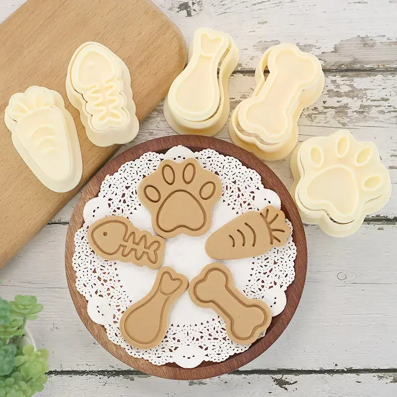 Pet Biscuit Mold Cartoon Cat Paw Dog Bone Chicken Leg Small Fish Homemade Dog Snack DIY Baking Mold PLA Plastic Cookie Cutter