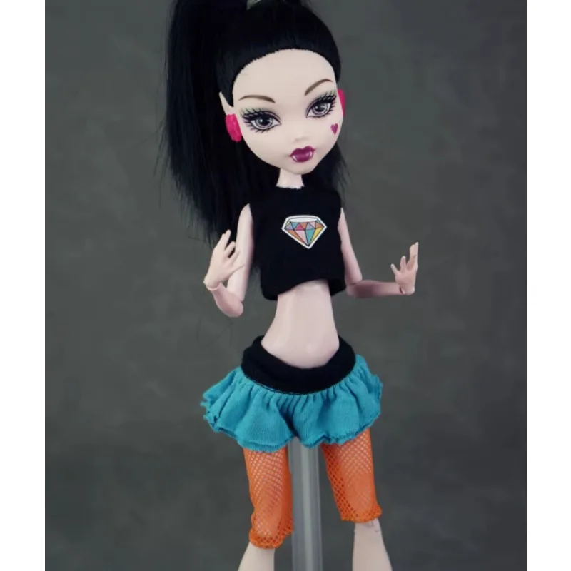 ใหม่สไตล์ที่แตกต่างกันสําหรับเลือกอุปกรณ์เสริมเสื้อผ้าตุ๊กตาลําลองสําหรับตุ๊กตา MH แฟชั่นน่ารักใหม่ล่าสุด BBIKG443