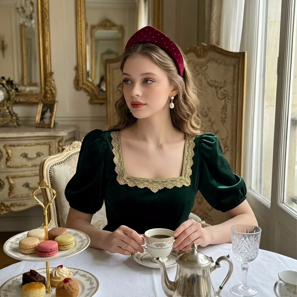 

Luxury Elegant Rhinestone Velvet Crown Headband Baroque British Sponge Hairband Headwear Triangle Elastic Hair Hoop Banquet