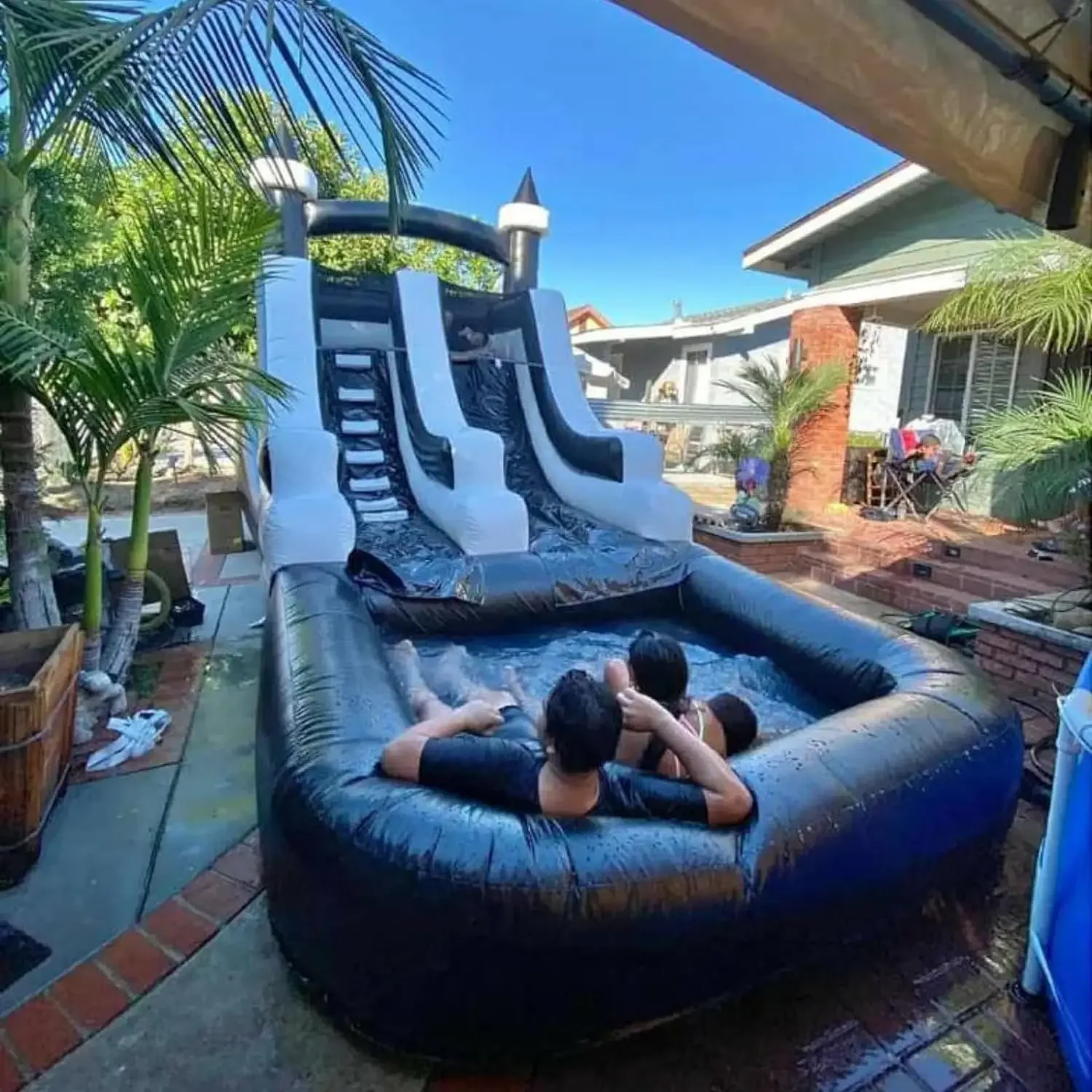 Commercial PVC White and Black Inflatable Tall Water Slide with Pool-with Air Blower for Kids and Adults