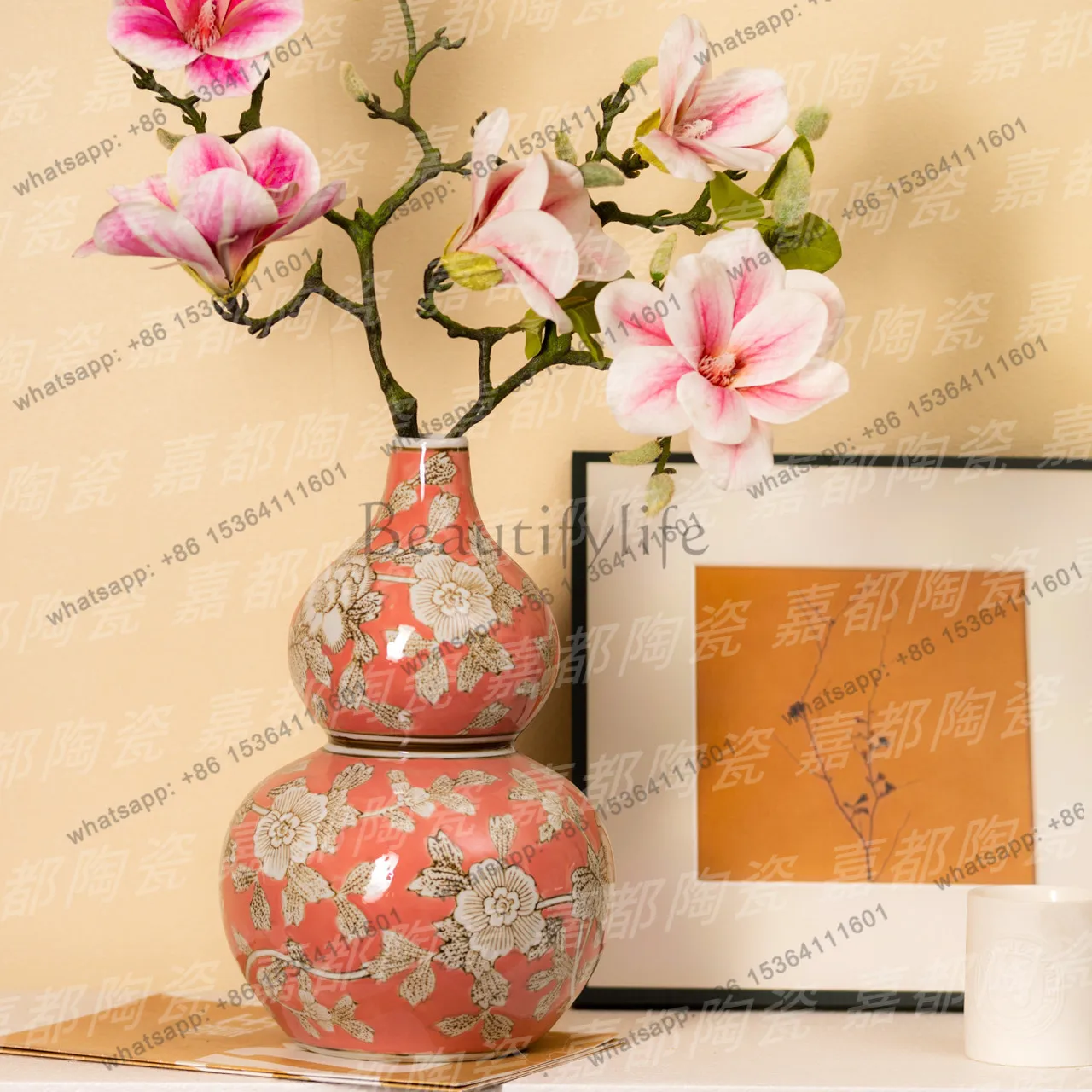 Kürbisförmige Keramikvase im neoklassischen Stil, rote, gelbe, rosa, violette Dekoration für Wohnzimmer und Arbeitszimmer.