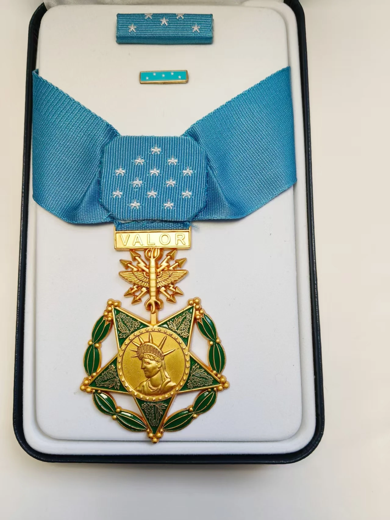 

United States Air Force Medal of Honor Set Reproduction