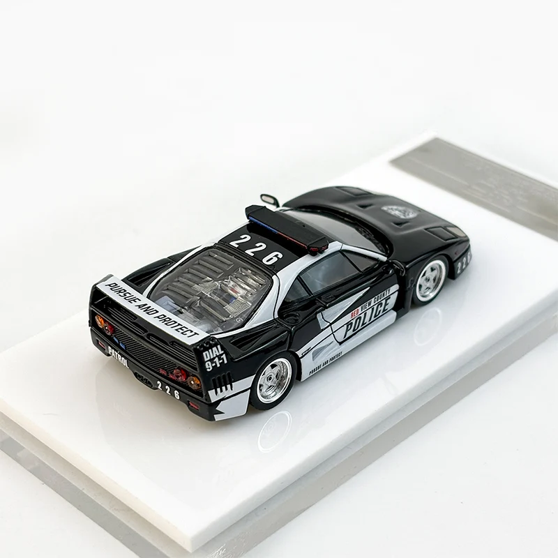 مقياس 1:64 F40 RCPD محاكاة الراتنج نموذج سيارة عرض ثابت تحصيل لعبة هدية تذكارية الديكور