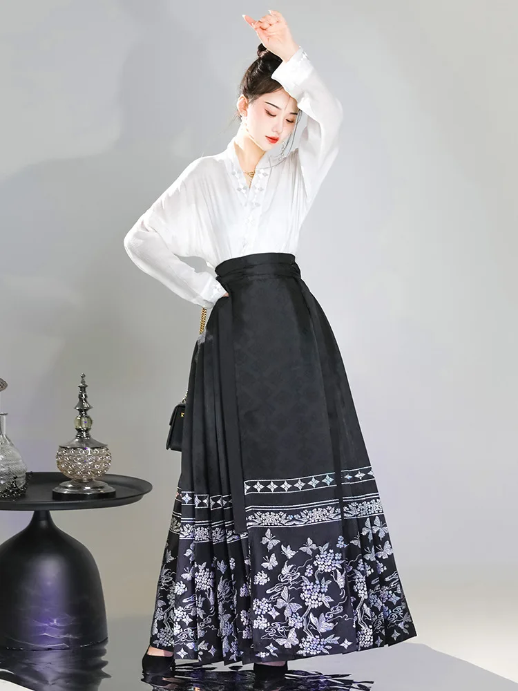 2024 new Ming system horse skirt female suit Guofeng coat daily mother-of-pearl skirt commute improved Hanfu