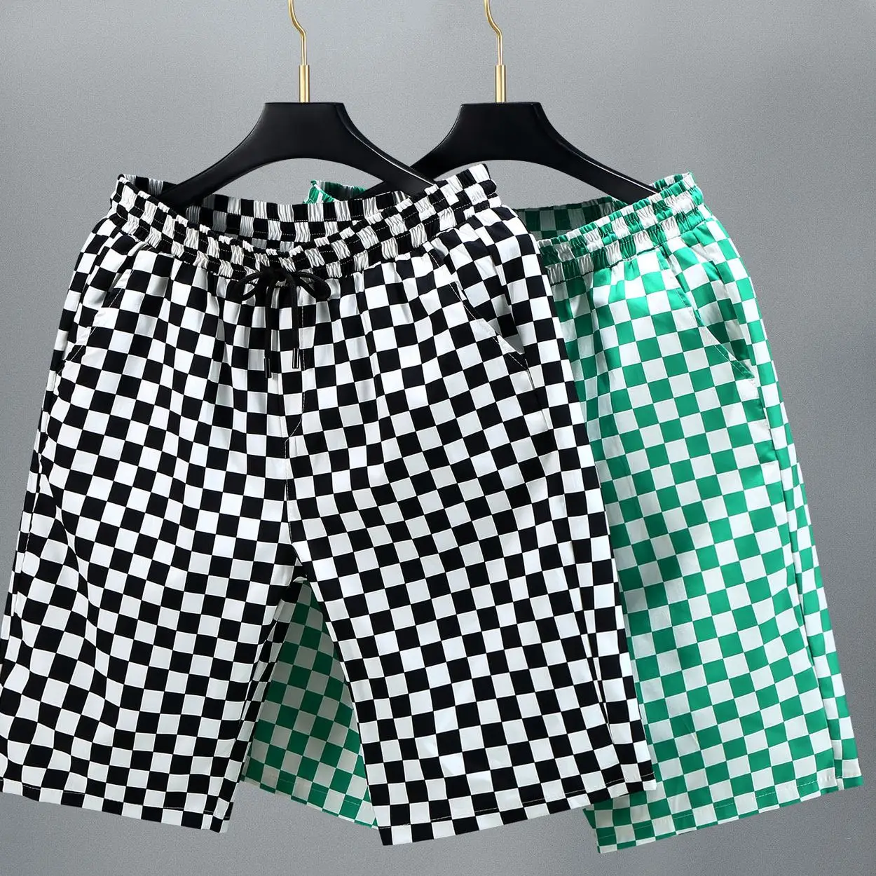 Summer plus size new checkerboard plaid shorts men's loose casual beach pants