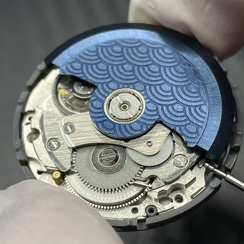 Thumbnail 3 - #35 Best Automatic Movement Watches to Buy In 2026